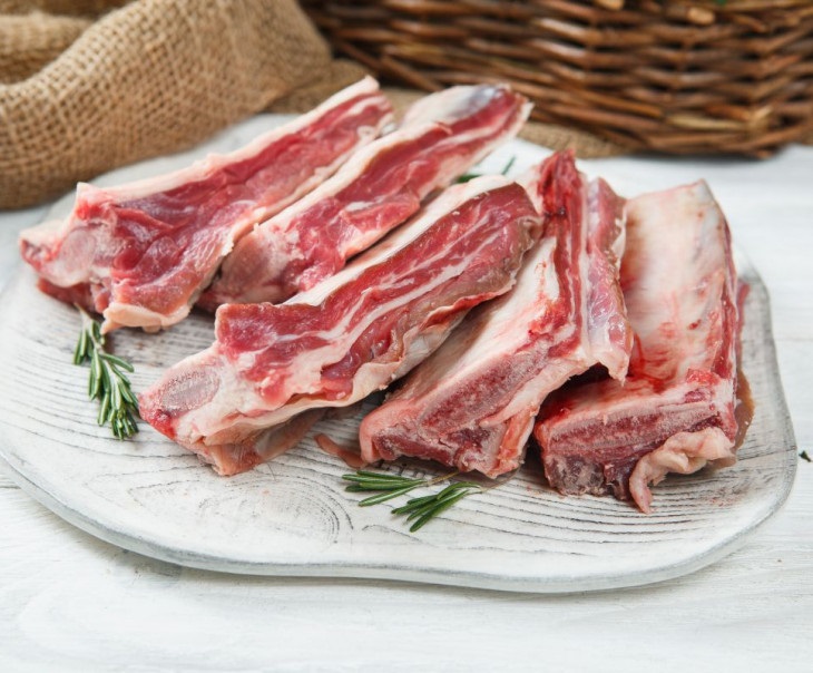 картинка Рёбра с мясом, охлаждённые от интернет-магазина BIEN Organic